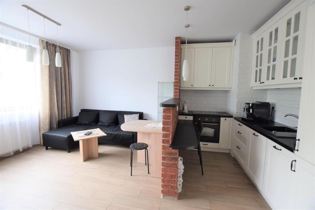 Apartament Z Podziemnym Parkingiem Ulica Wroclawska Kraków Exteriör bild